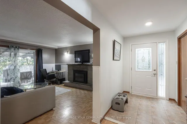 Additional image 35 of 18 Loomis Crt