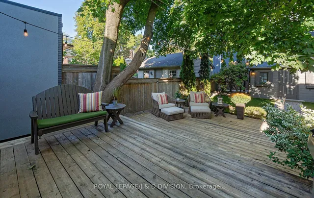 Additional image 36 of 151 Forman Ave