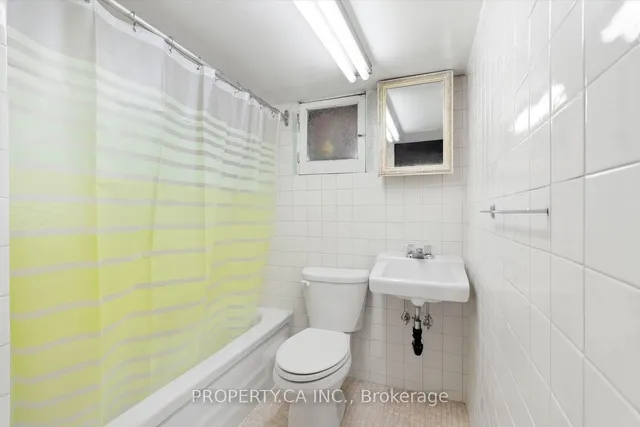 Additional image 31 of 790 Manning Ave