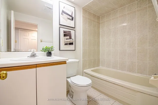 Additional image 23 of 63 Holmbush Cres