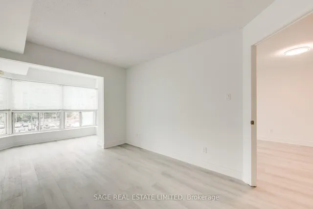Additional image 19 of 600 Queens Quay Unit 531
