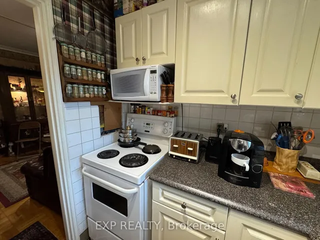 Additional image 7 of 30 elm Ave Unit 104