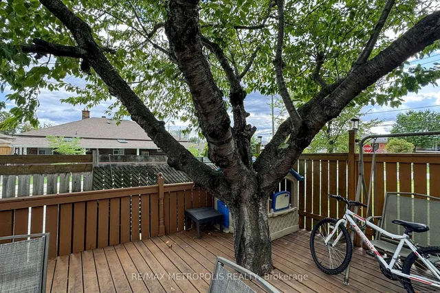 Additional image 36 of 49 Magellan Dr