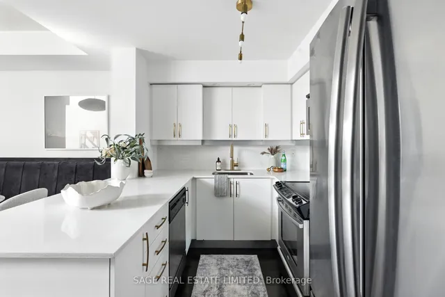 Additional image 10 of 6 Pirandello St Unit TH5