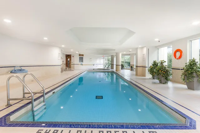 Additional image 21 of 300 Bloor St Unit 2107