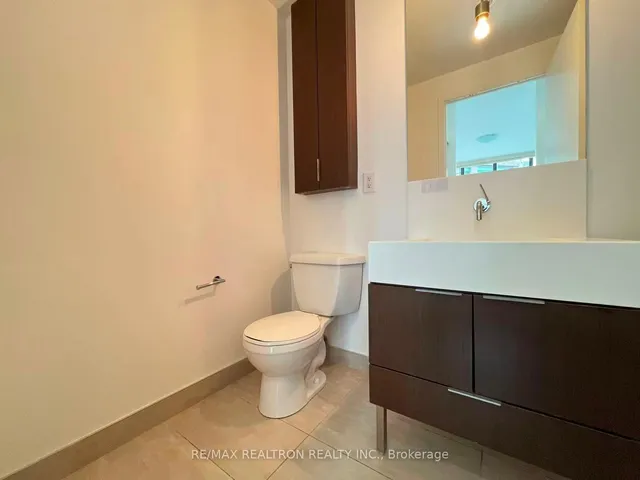 Additional image 15 of 110 Charles St Unit 1902