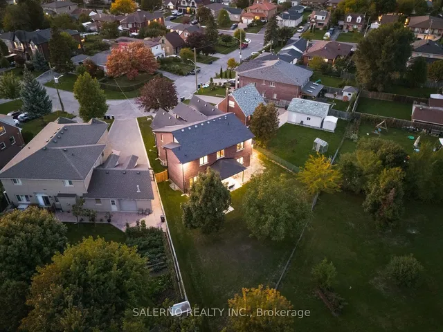 Additional image 48 of 11 Compton Cres