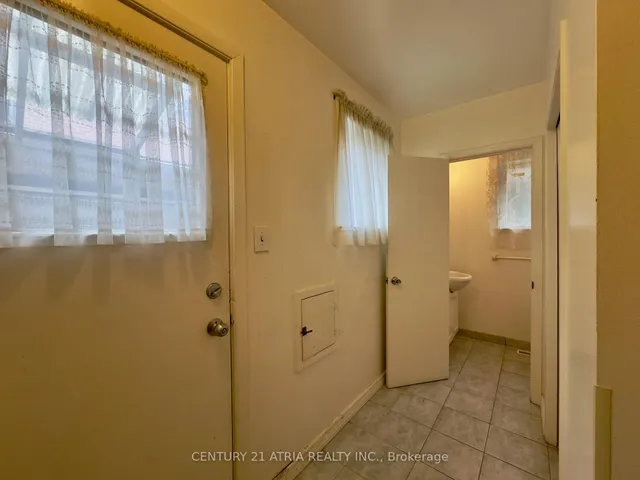 Additional image 17 of 35 Sonmore Dr