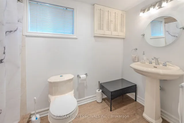 Additional image 32 of 16 Monet Ave