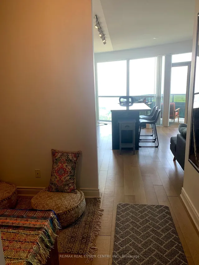 Additional image 2 of 80 Marine Parade Dr Unit 1906