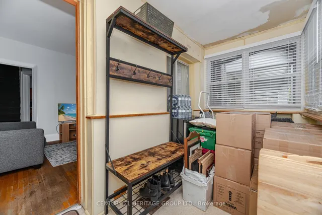 Additional image 4 of 126 Watson Ave