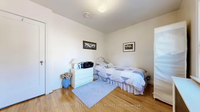 Additional image 18 of 325 Waterloo Ave