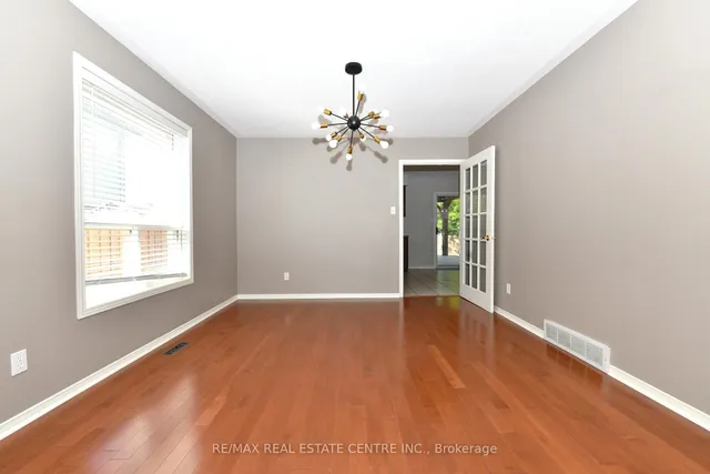 Additional image 4 of 6 SHADYRIDGE Pl