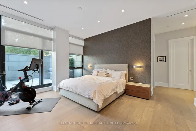 Additional image 20 of 36 Hazelton Ave Unit 3G