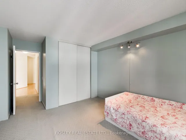Additional image 42 of 100 Upper Madison Ave Unit 203
