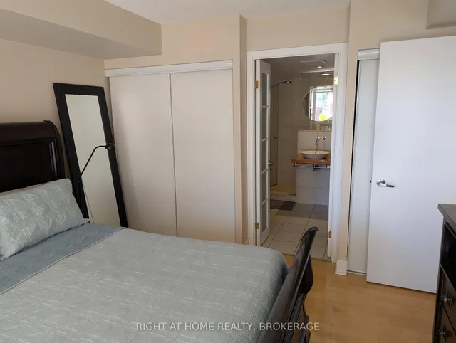 Additional image 15 of 550 Queens Quay W Quay Unit 608