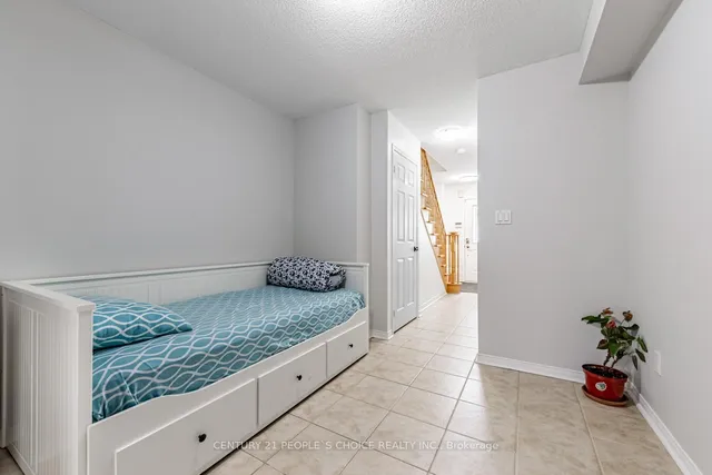 Additional image 4 of 27 West Dean Park Dr Unit 5
