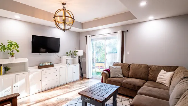 Additional image 27 of 55 Suffolk Ave