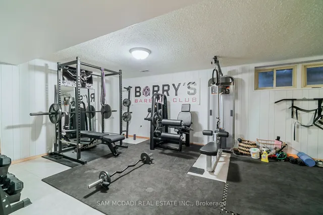 Additional image 33 of 9 Palace Arch Dr