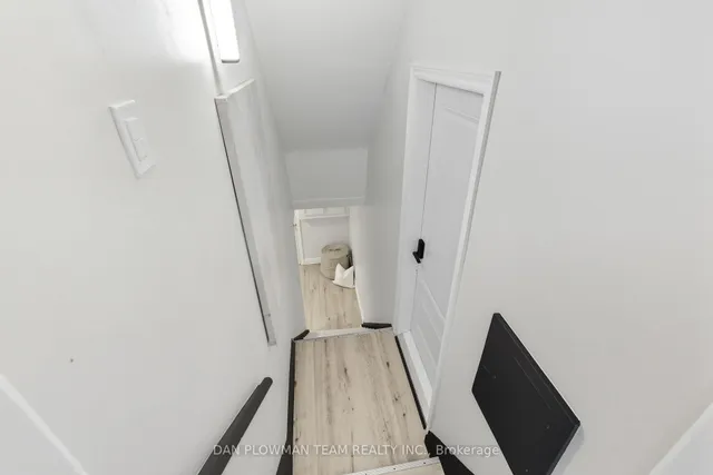 Additional image 30 of 22 Athenia Crt