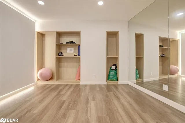 Additional image 26 of 600 Queens Quay Unit 633