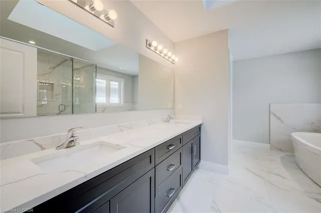 Additional image 22 of 329 Rivertrail Ave