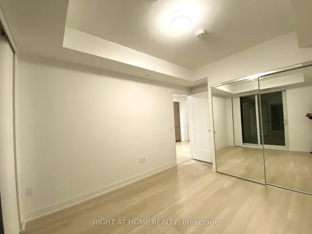 Additional image 20 of 30 Inn On The Park Dr Unit 2901