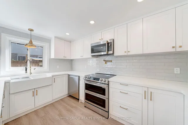 Additional image 11 of 15 Coach Liteway