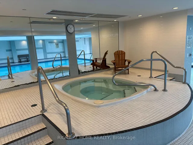 Additional image 19 of 18 Yonge St Unit 2404