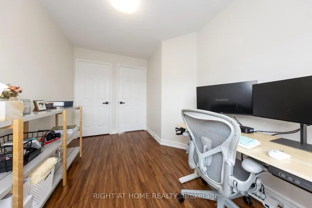 Additional image 16 of 988 SHEPPARD Ave Unit 32