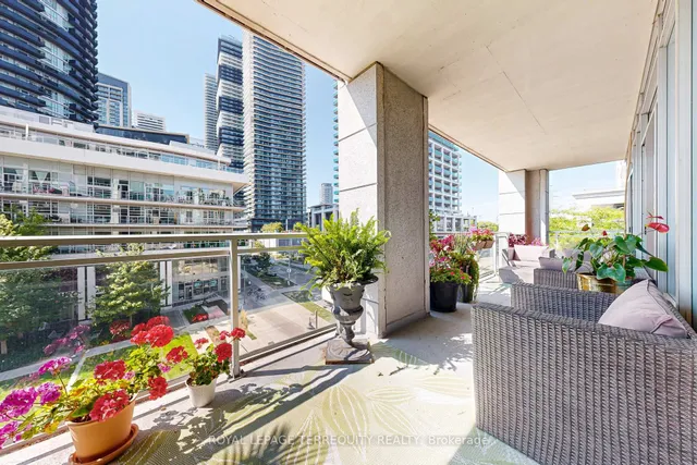 Additional image 30 of 58 Marine Parade Dr Unit 320
