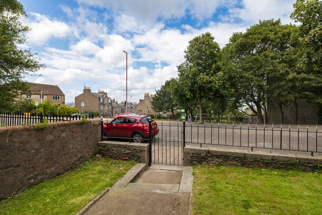 Additional image 32 of 250 Victoria Road, Aberdeen, AB11 9NU