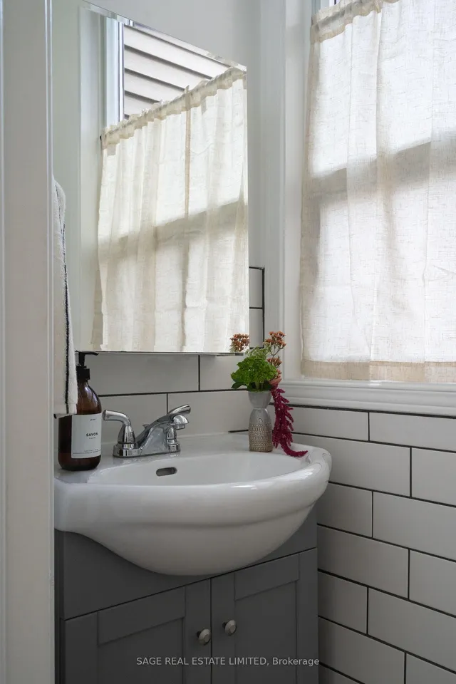 Additional image 7 of 115 Niagara St