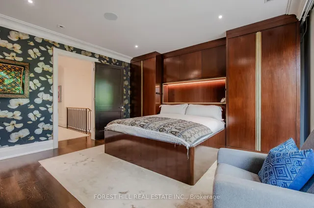 Additional image 26 of 176 Balmoral Ave