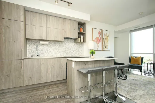 Additional image 4 of 1 Yorkville Ave Unit 2009
