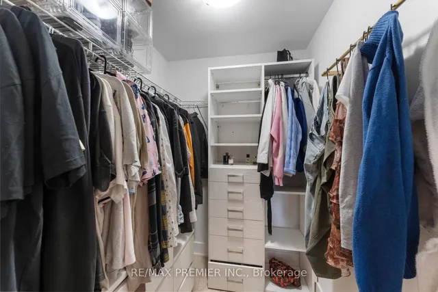 Additional image 26 of 5 Hanna Ave Unit 301