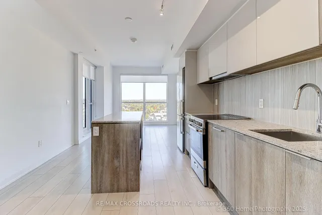 Additional image 7 of 31 Tippett Rd Unit 1306
