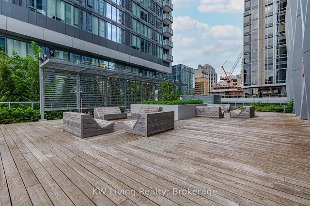 Additional image 18 of 1 Yorkville Ave Unit 4009