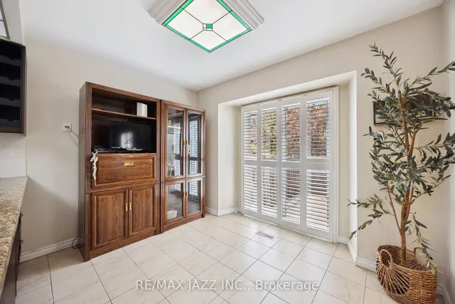 Additional image 19 of 14 Grover Dr