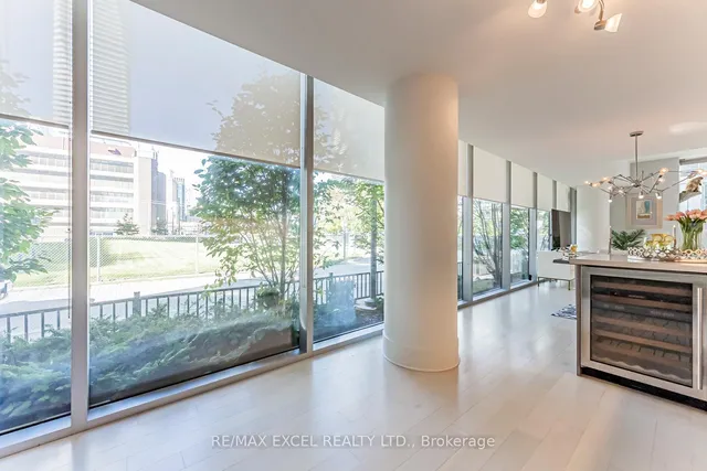Additional image 16 of 29 Queens Quay Unit Th127