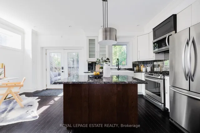 Additional image 13 of 32 Manderley Dr