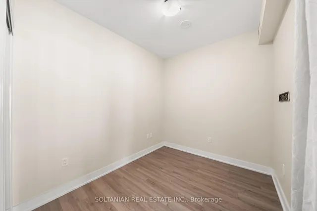 Additional image 21 of 50 George Butchart Dr Unit 810