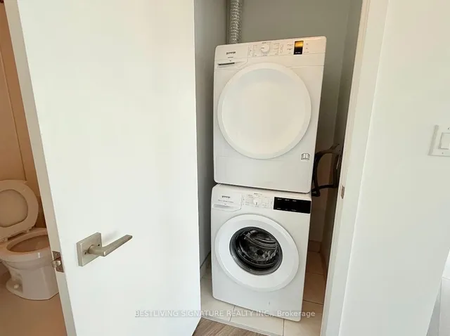 Additional image 8 of 159 Wellesley St Unit 2703