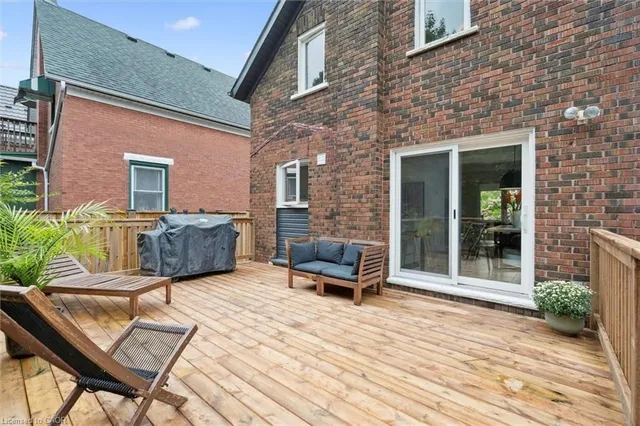 Additional image 26 of 100 Dekay St