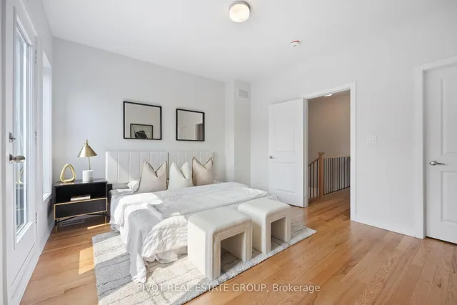 Additional image 32 of 26 Danielle Moore Circ