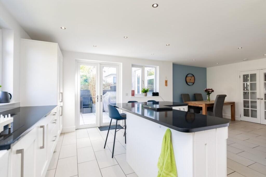 Additional image 6 of Forest Avenue, Aberdeen, AB15