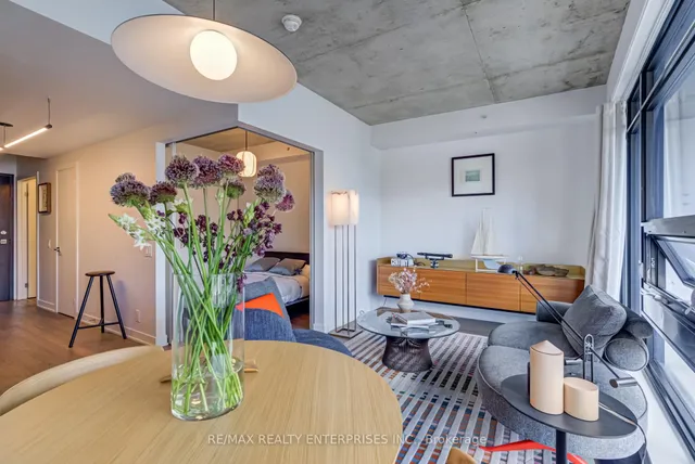 Additional image 16 of 1239 Dundas St Unit 204