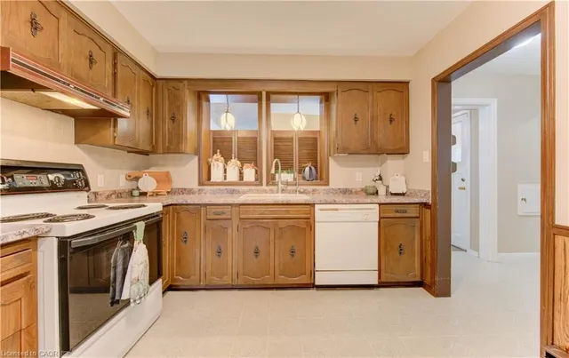 Additional image 16 of 48 East Ave