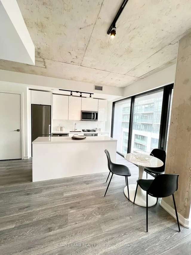 Additional image 7 of 55 Ontario St Unit 812