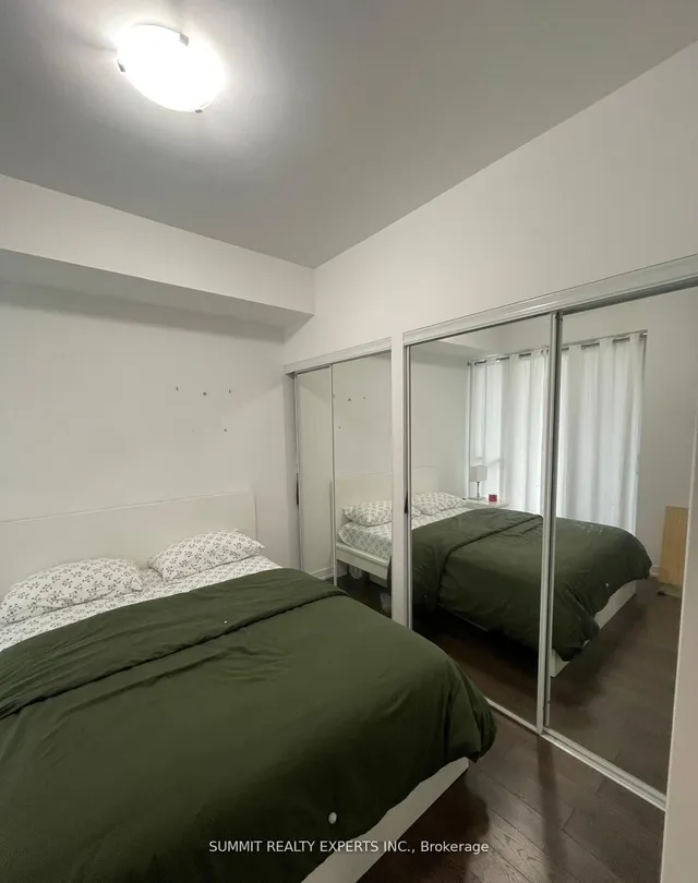 Additional image 16 of 10 parklawn Rd Unit 519